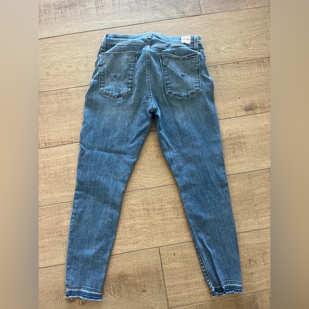 Women’s Hudson Natalie Mid Rise Jean
Size 30